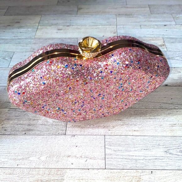 D’ Margeaux NY, Sequin Embellished Lip Silhouette Clutch - Picture 10 of 12